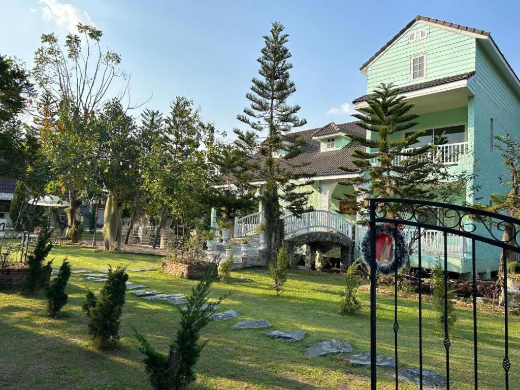 Charisma Resort Suan Phueng Eksteriør bilde